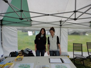 Volunteers Noelia and Patricia getting ready to engage with the public!