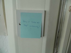 Post it note on light switch